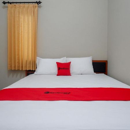 Готель Reddoorz Near Kampus Ump Purwokerto 2 Sumbang Екстер'єр фото