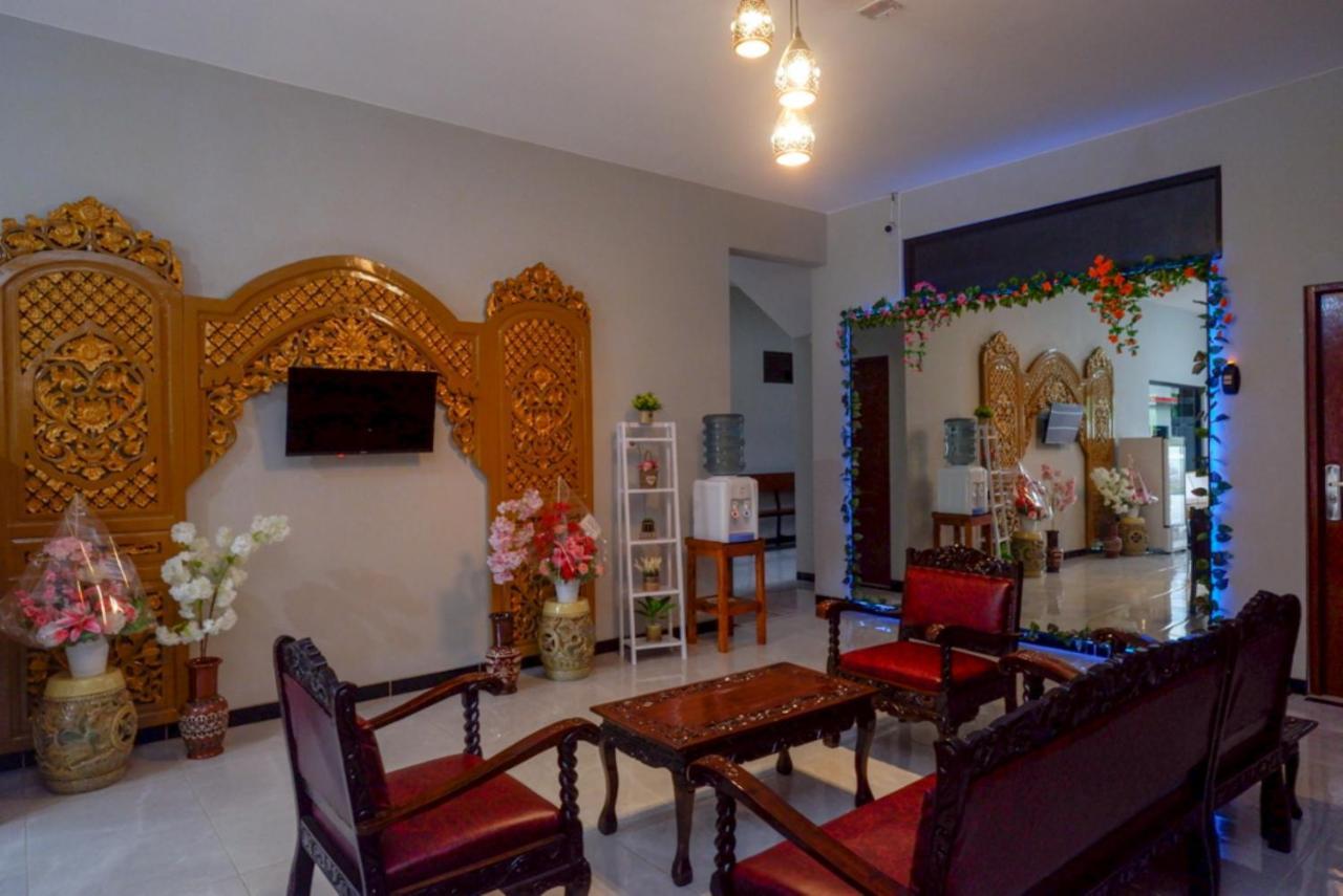 Готель Reddoorz Near Kampus Ump Purwokerto 2 Sumbang Екстер'єр фото