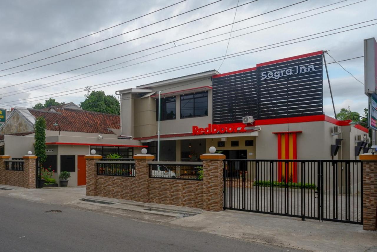 Готель Reddoorz Near Kampus Ump Purwokerto 2 Sumbang Екстер'єр фото