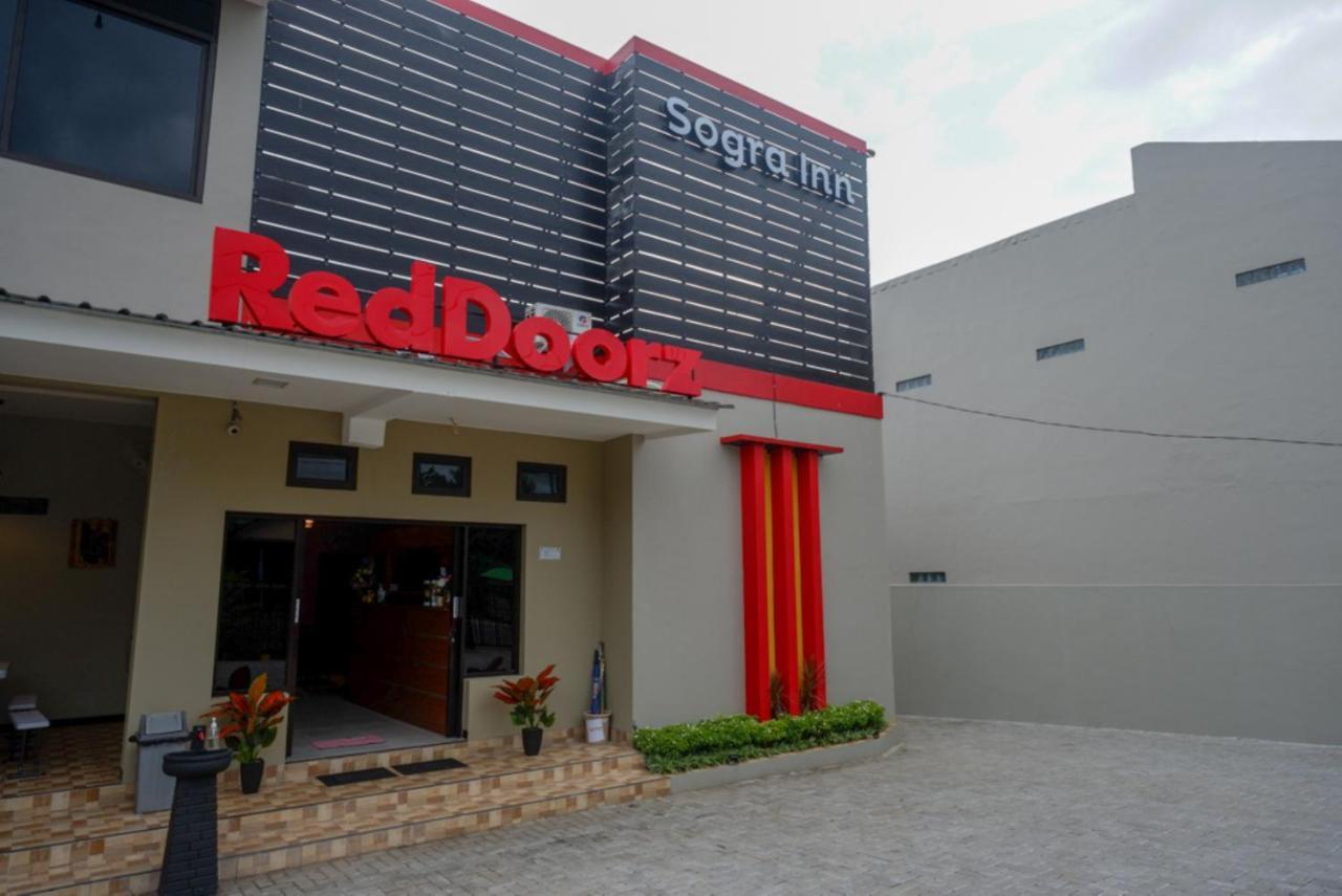 Готель Reddoorz Near Kampus Ump Purwokerto 2 Sumbang Екстер'єр фото