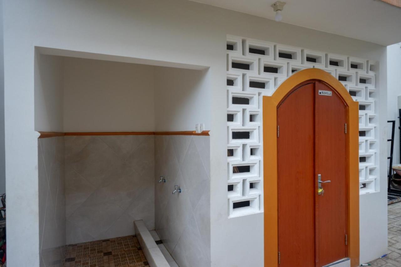 Готель Reddoorz Near Kampus Ump Purwokerto 2 Sumbang Екстер'єр фото